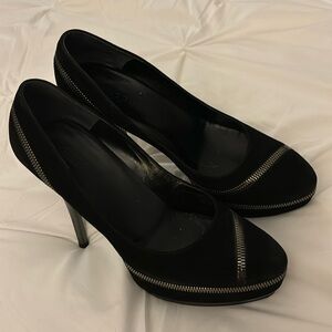 Gucci Black Suede and Zipper Heel High Heels Sz 38.5